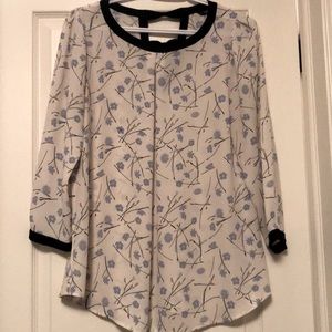 RW&Co Cream Floral Print 3/4 Sleeve Blouse
